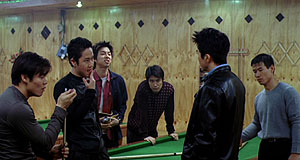 Luta no salão de snooker